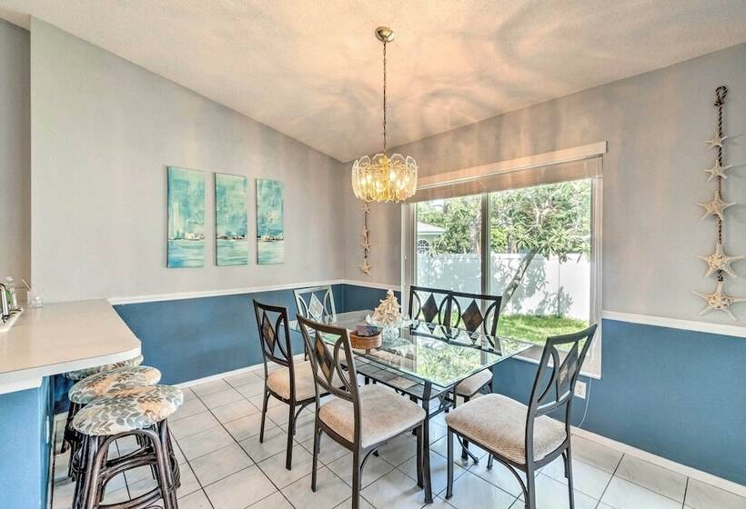4 Mi To Beaches: Home W/ Lanai & Yard In Venice!