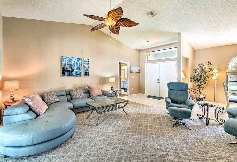 4 Mi To Beaches: Home W/ Lanai & Yard In Venice!