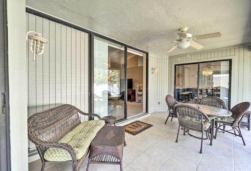 4 Mi To Beaches: Home W/ Lanai & Yard In Venice!