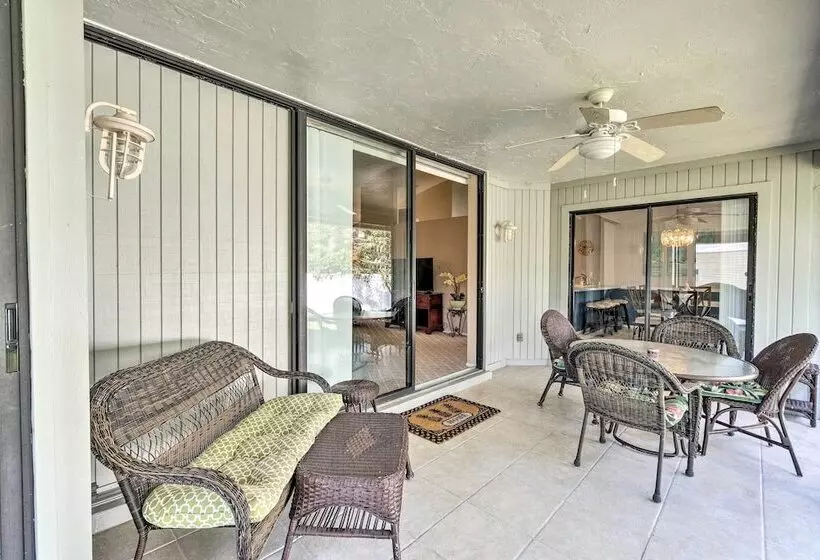 4 Mi To Beaches: Home W/ Lanai & Yard In Venice!