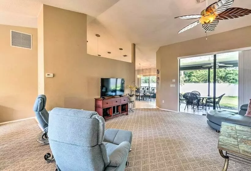 4 Mi To Beaches: Home W/ Lanai & Yard In Venice!