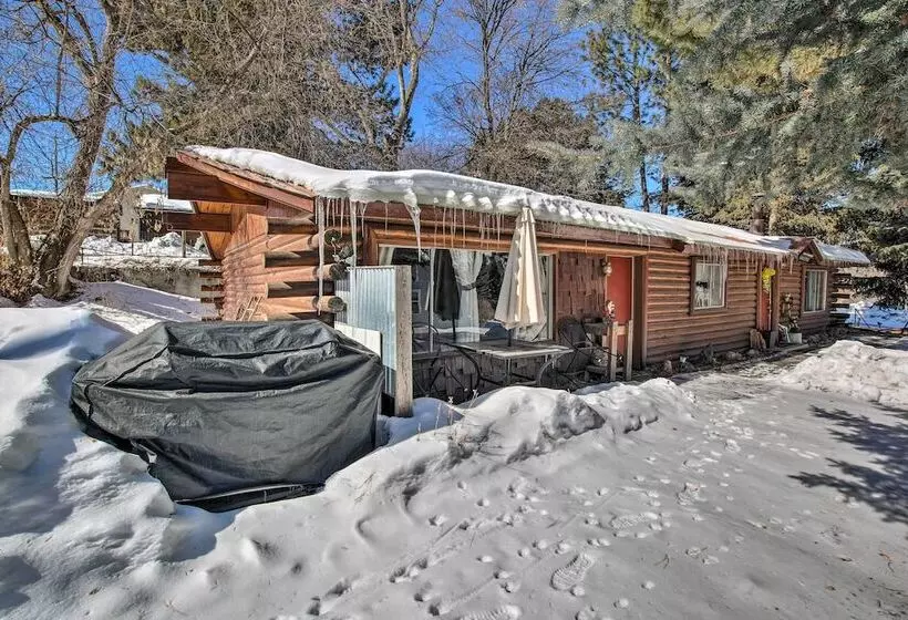 Walk To Lava Hot Springs Pools From Cozy Cabin!