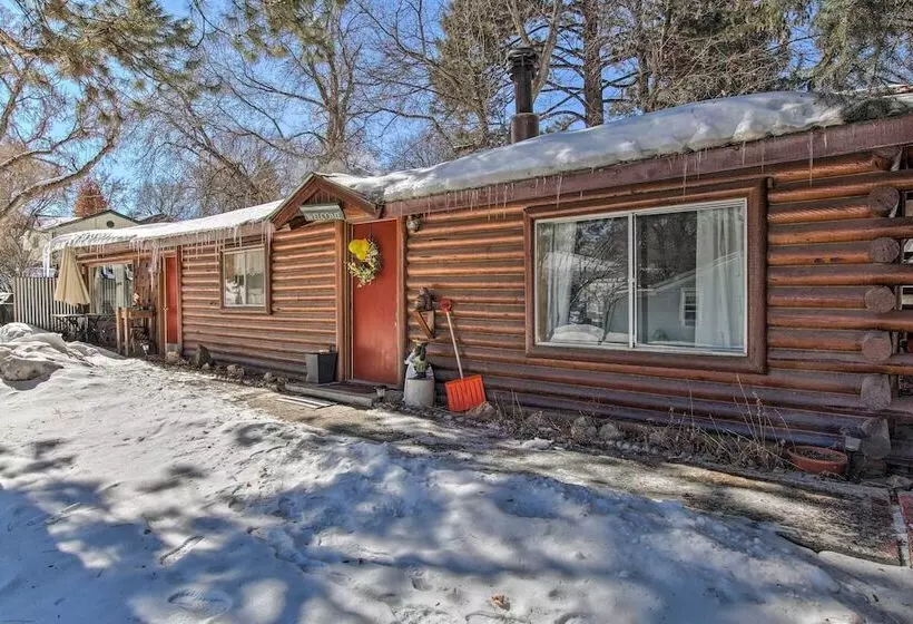 Walk To Lava Hot Springs Pools From Cozy Cabin!