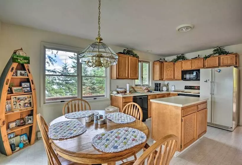 Waterfront Hammond Home W/ Grill + Boat Dock!