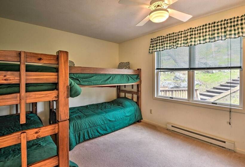 Waterfront Hammond Home W/ Grill + Boat Dock!