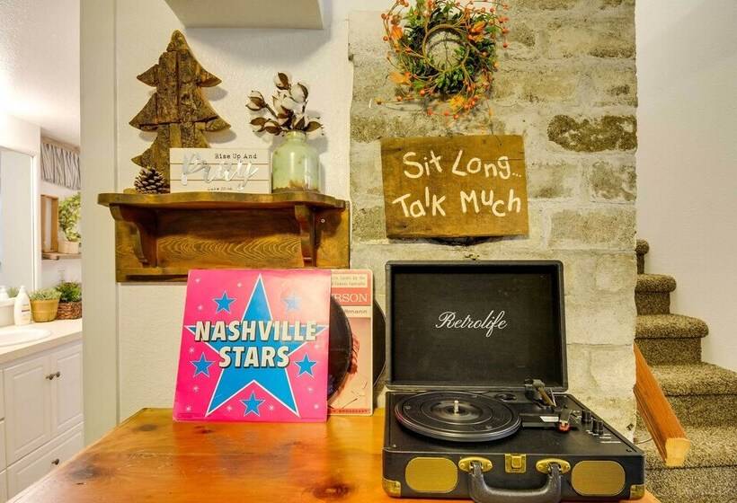 Anderson Island Home W/ Hot Tub, Near Beaches