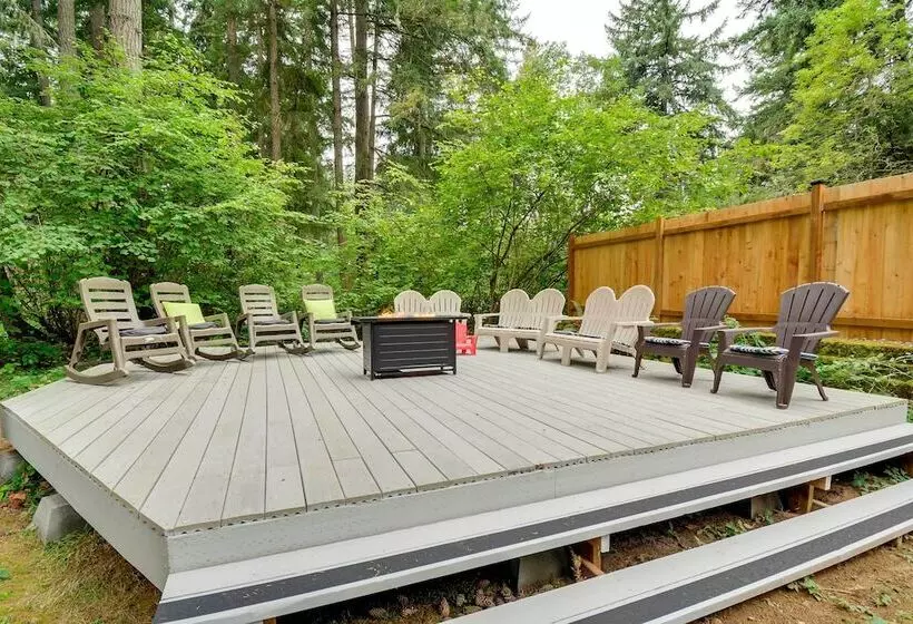 Anderson Island Home W/ Hot Tub, Near Beaches