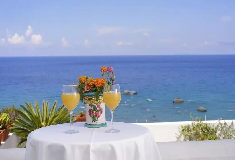 ベッドアンドブレックファースト Forio  Ischia With A Breathtaking View Of Citara For 6 In Communicating Rooms