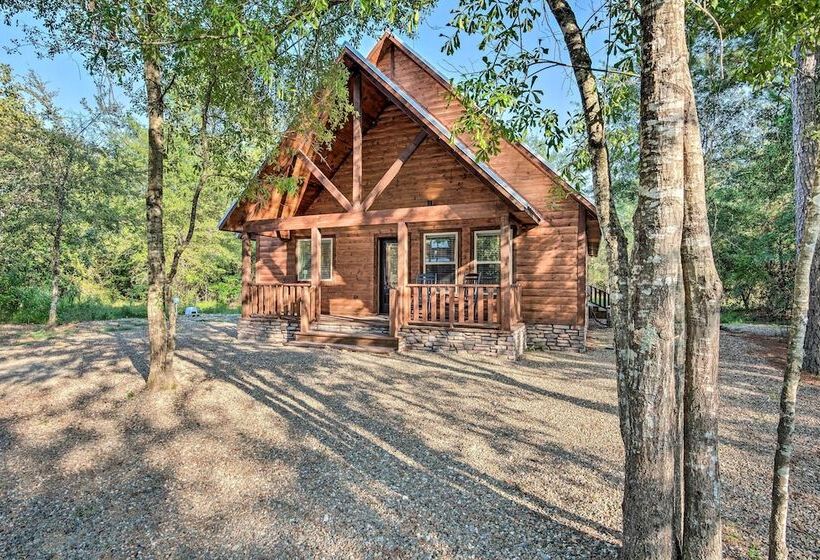 Broken Bow Cabin W/ Hot Tub, Deer Spotting & More!