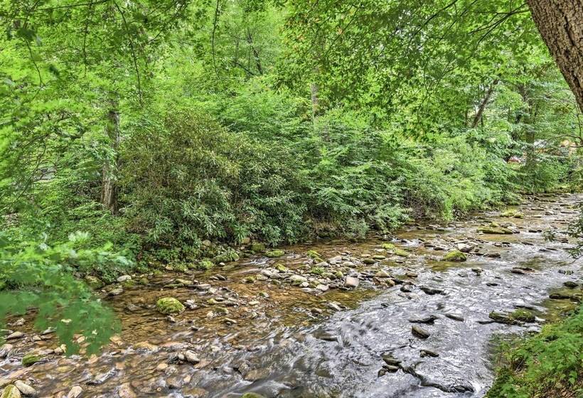 Campbell Retreat  In Maggie Valley W/ Deck!