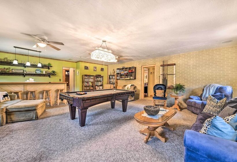 Campbell Retreat  In Maggie Valley W/ Deck!