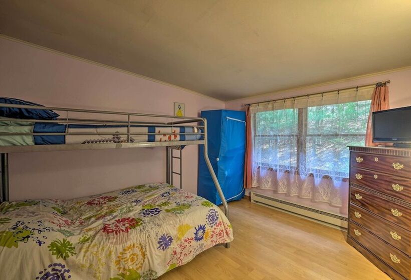 Catskill Mtn Home W/ Deck ~ 1 Miles To Zoom Flume!