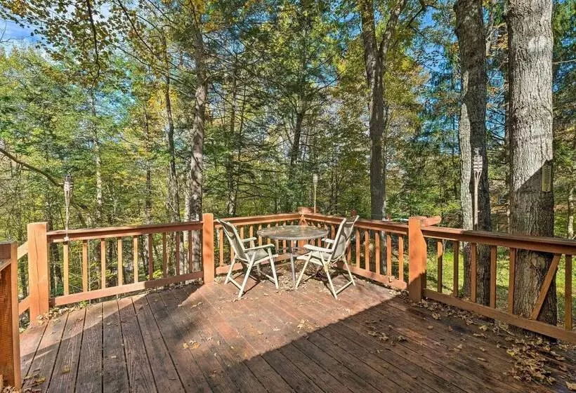 Catskill Mtn Home W/ Deck ~ 1 Miles To Zoom Flume!