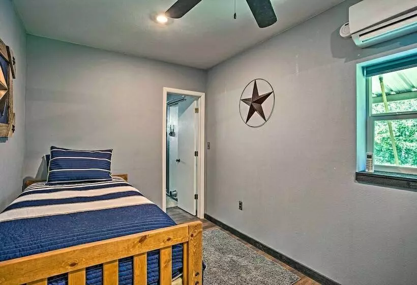 Charming Quitman Cabin < 2 Miles To Lake Fork