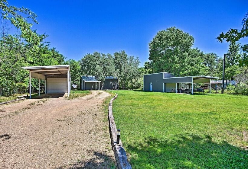 Charming Quitman Cabin < 2 Miles To Lake Fork