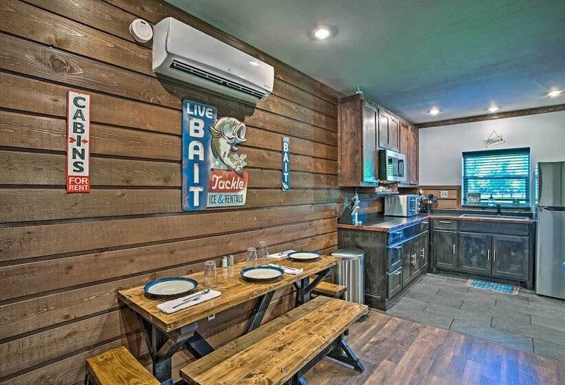 Charming Quitman Cabin < 2 Miles To Lake Fork