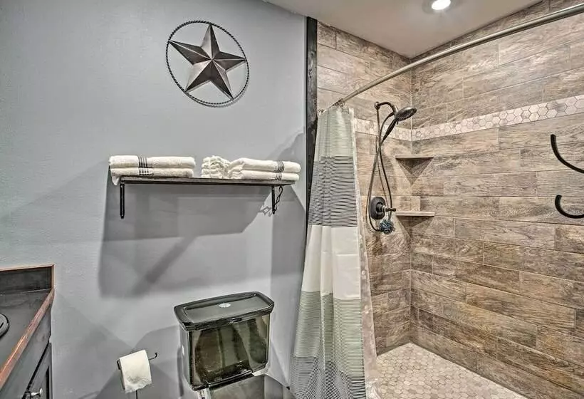 Charming Quitman Cabin < 2 Miles To Lake Fork