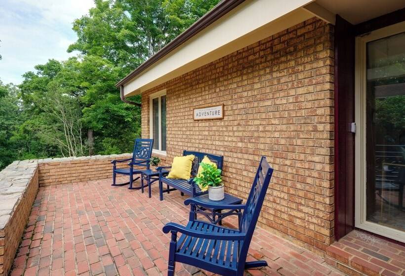 Christiansburg Home ~ 12 Mi To Virginia Tech!