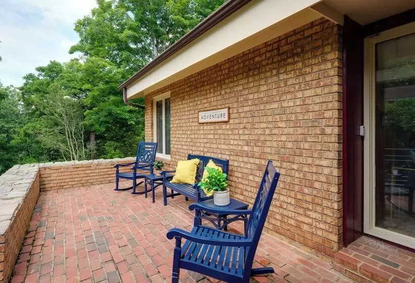 Christiansburg Home ~ 12 Mi To Virginia Tech!