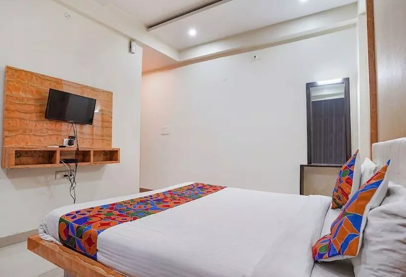 Fabhotel Bliss Inn