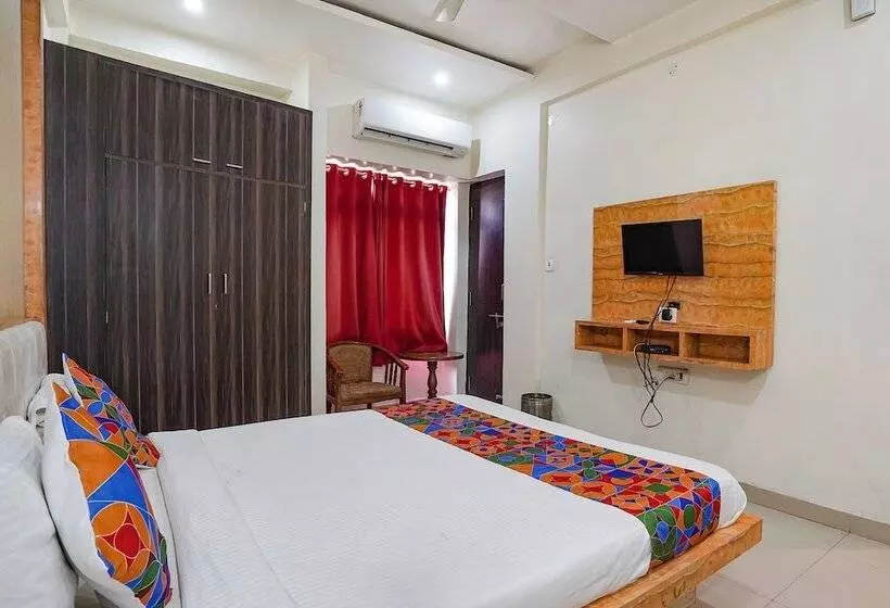 Fabhotel Bliss Inn