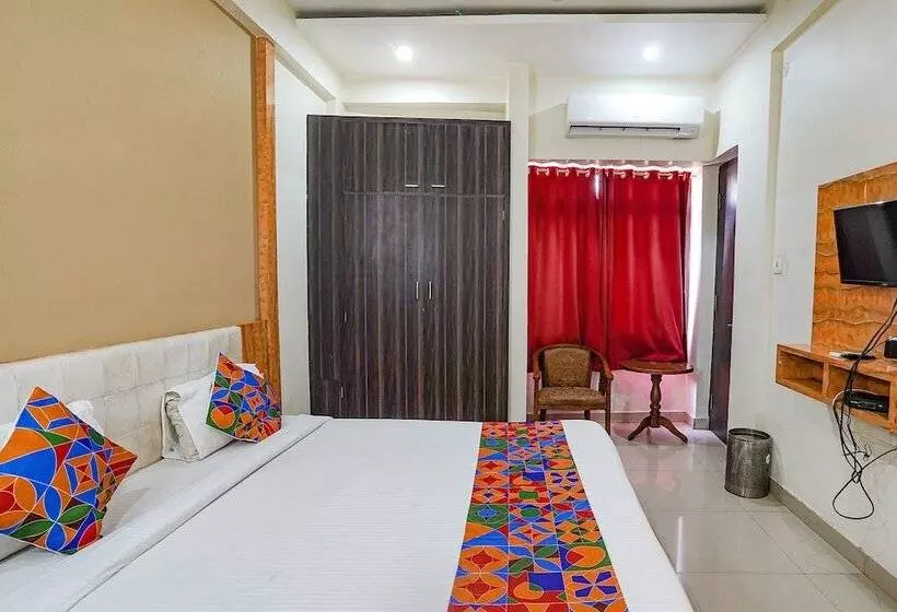Fabhotel Bliss Inn