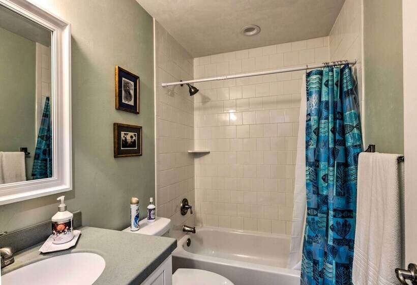 Family Friendly Home, Walk To Steinhatchee River!