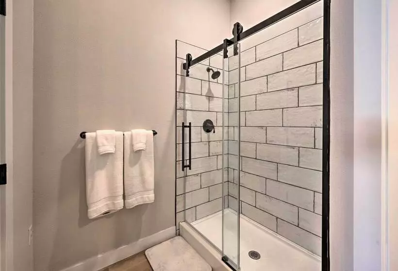 Family Friendly Meridian Home: 13 Mi To Boise