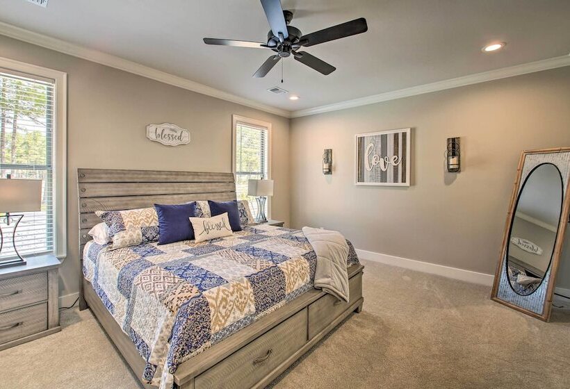 Greenside Bunker  W/ Fire Pit On Golf Course!