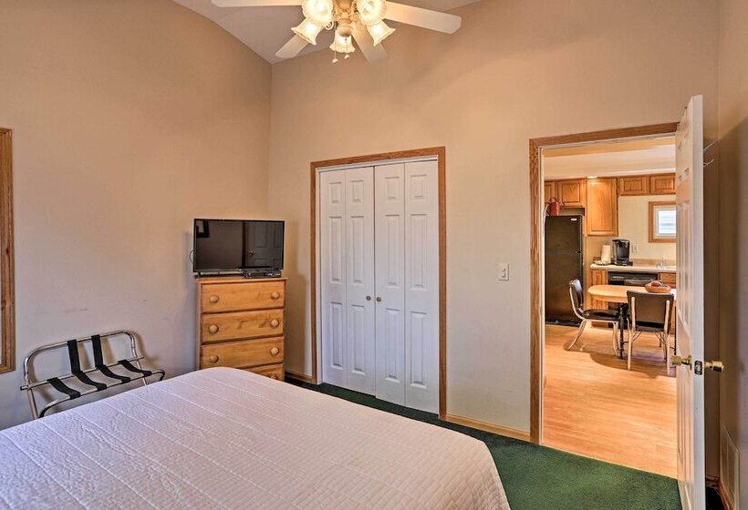 Home W/ Lake View Deck By Camp Perry & Magee Marsh