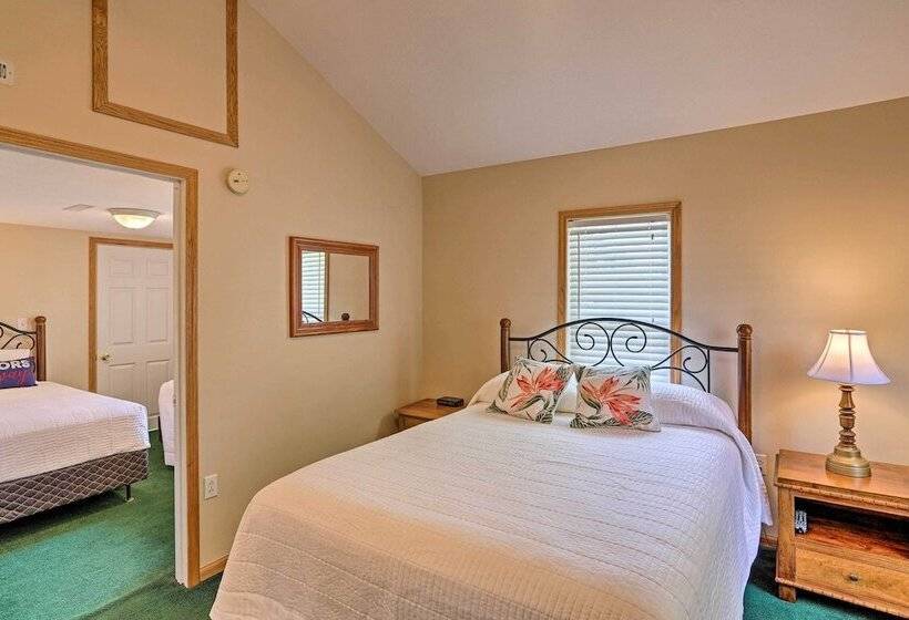 Home W/ Lake View Deck By Camp Perry & Magee Marsh