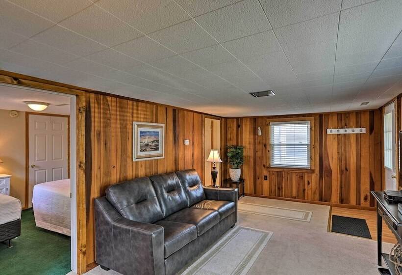 Home W/ Lake View Deck By Camp Perry & Magee Marsh