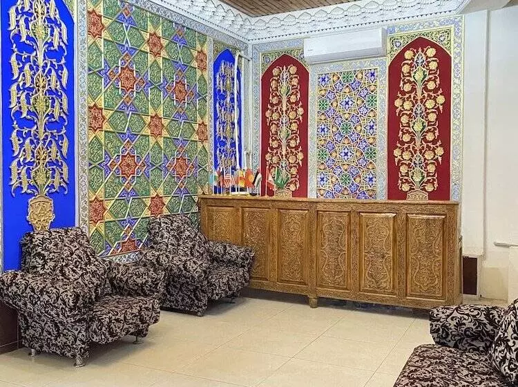 مسافرخانه Otkirbek