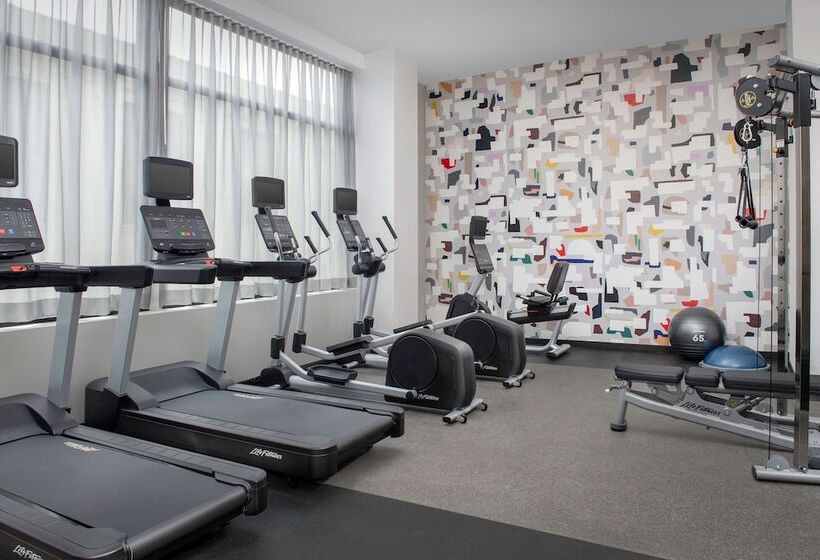 בית מלון כפרי Residence Inn By Marriott New York Queens