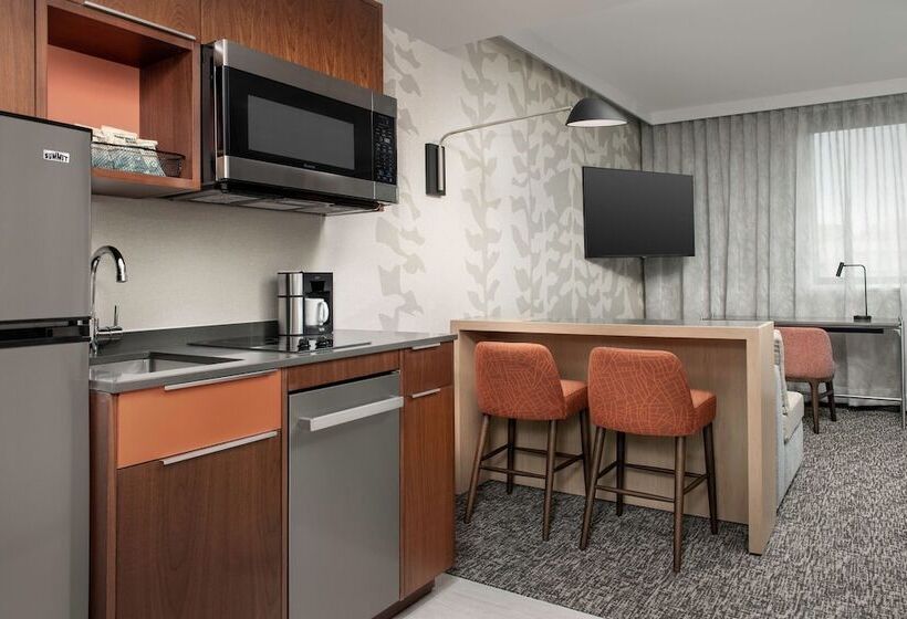 בית מלון כפרי Residence Inn By Marriott New York Queens