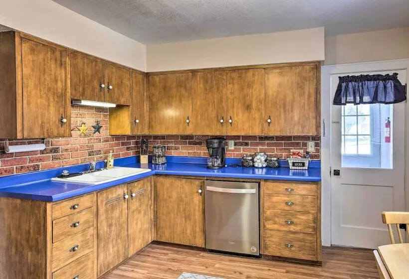 Lead Home W/ Free Wifi ~ 5 Mi To Terry Peak!