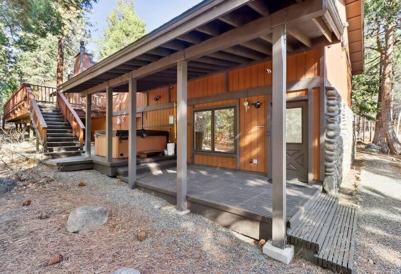 Lake Tahoe Family Home W/ Hot Tub & Game Room!