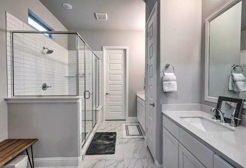 Patio & Game Room: Modern Home In Frisco