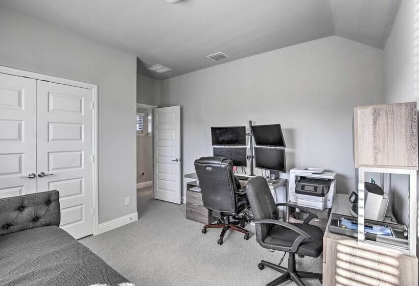 Patio & Game Room: Modern Home In Frisco