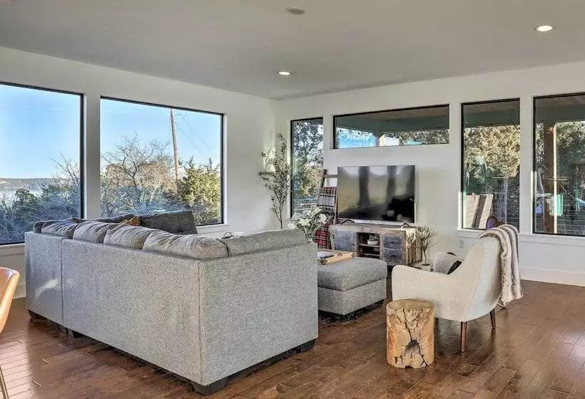 Modern  Lakeview Hilltop Retreat  W/ Game Garage!