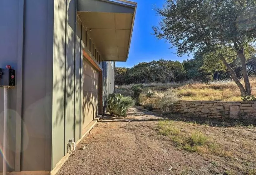 Modern  Lakeview Hilltop Retreat  W/ Game Garage!