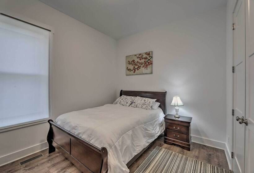 Mt Juliet Home: Steps To Old Hickory Lake!