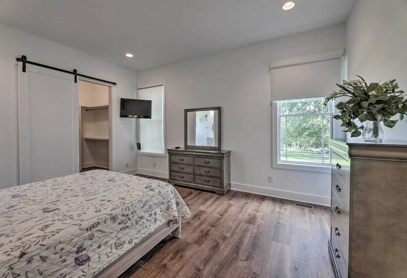 Mt Juliet Home: Steps To Old Hickory Lake!