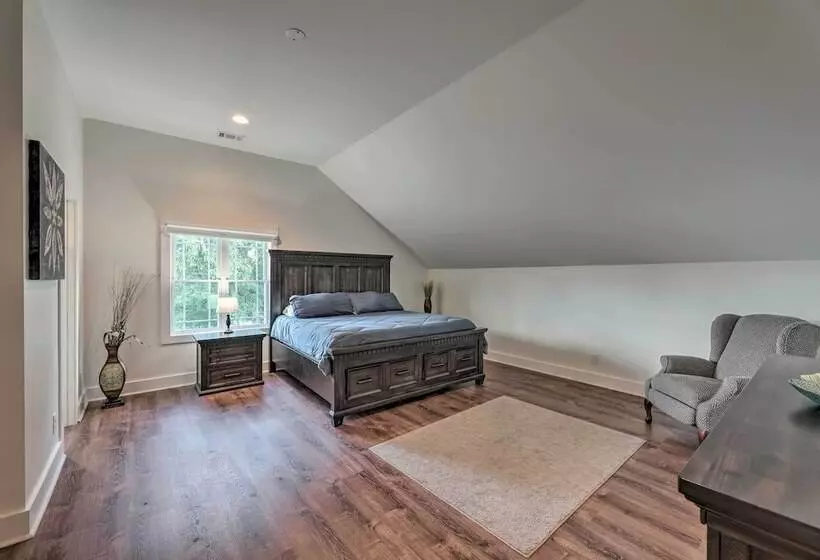 Mt Juliet Home: Steps To Old Hickory Lake!