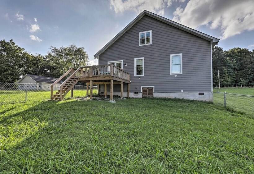 Mt Juliet Home: Steps To Old Hickory Lake!