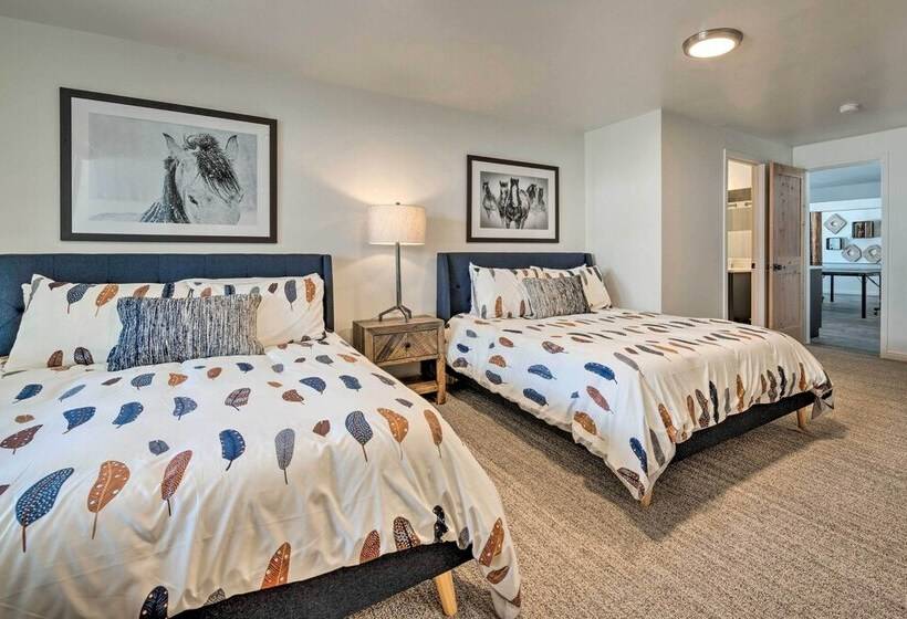 Luxe Mountain Cabin W/ Spa, 6 Mi To Park City!