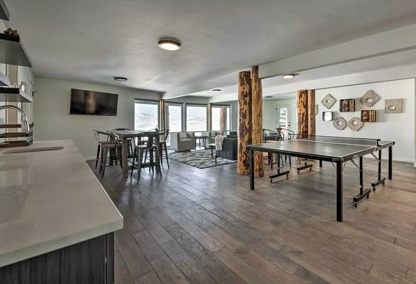 Luxe Mountain Cabin W/ Spa, 6 Mi To Park City!