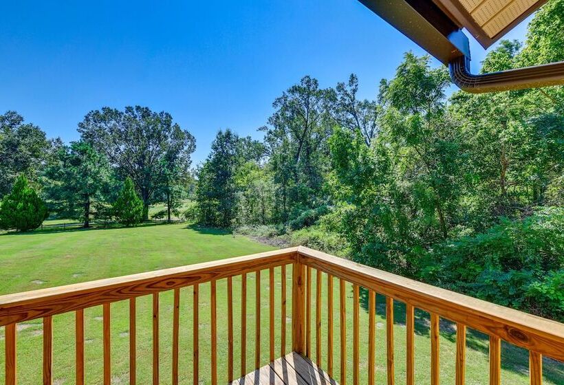 Peaceful Millington Home ~ 13 Mi To Memphis!