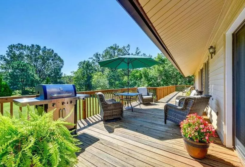 Peaceful Millington Home ~ 13 Mi To Memphis!