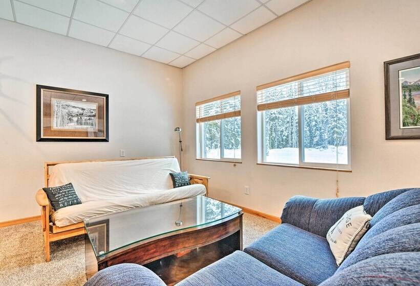 Peaceful Mountain View Home   Walk To Kenai Lake!